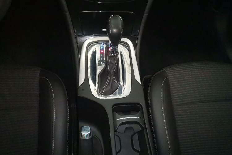 Used Buick Regal 2015 1.6T Leading Technology Model
