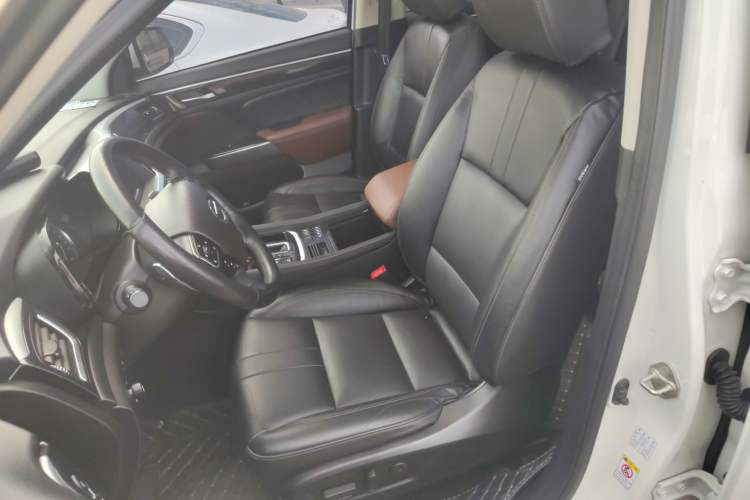 Used GAC Trumpchi GS7 2017 320T Two-Wheel-Drive Luxury Smart Connectivity Model