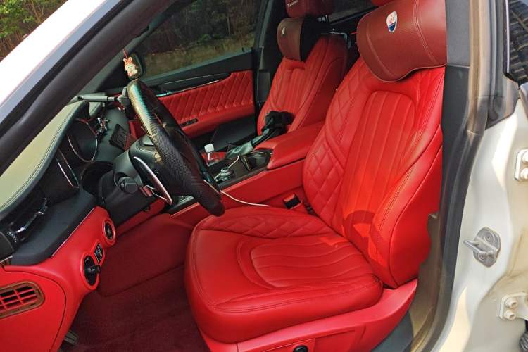 Used Maserati President 2013 3.0T Standard Model Left Front Seat