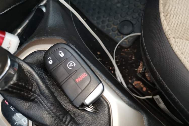 Used Jeep Renegade 2016 2.0L Automatic Four-Wheel Drive 75th Anniversary Tribute Edition Vehicle Key