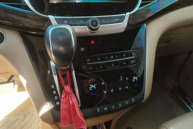 Used Buick GL8 2017 ES 28T Flagship Model China V Standard
