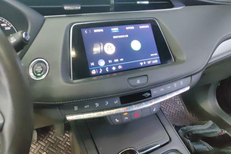 Used Cadillac XT4 2021 28T Two-Wheel Drive Leading Version