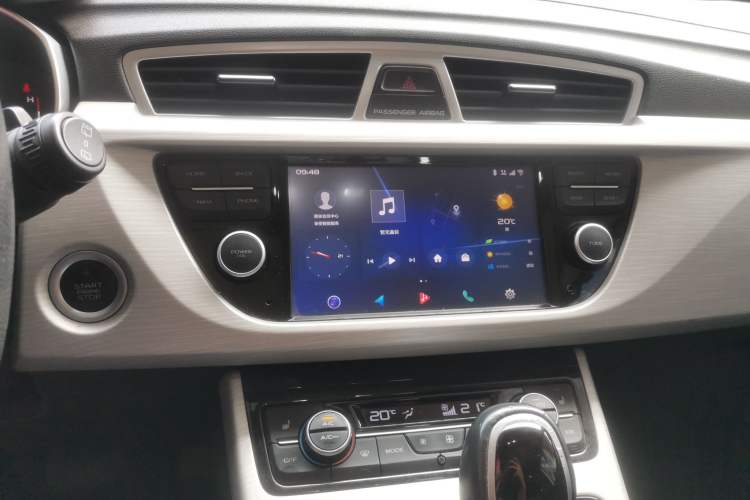 Used Geely Auto Emgrand X7 Sport 2018 1.8TD Automatic Two-Wheel Drive Smart Connect 4G Internet Edition