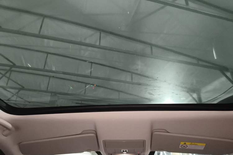 Used Land Rover Discovery Sport 2018 240 PS HSE Version
