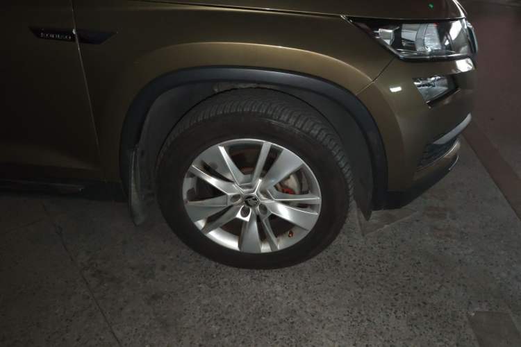 Used Skoda Kodiaq 2018 Facelifted TSI330 5-Seater Two-Wheel-Drive Comfort Edition