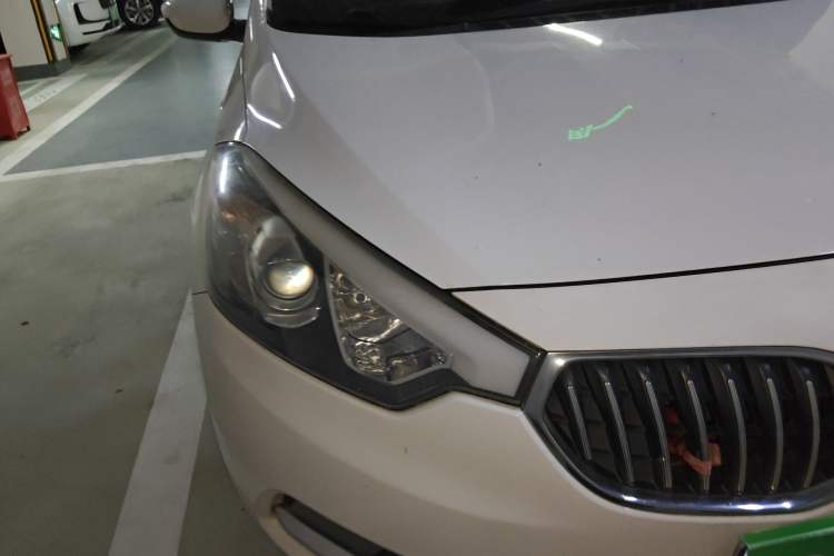 Used Kia K3 2013 1.6L Automatic GL Right Front Headlight