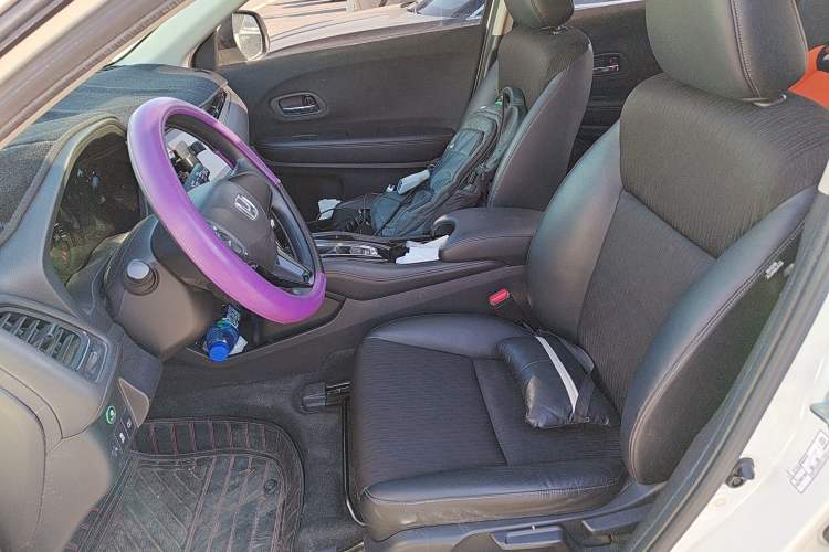 Used Honda Vezel 2020 1.5L CVT Pioneer Edition
