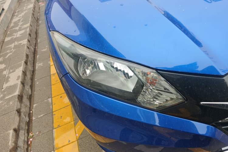 Used Honda Vezel 2015 1.5L CVT two-wheel drive Comfort trim
