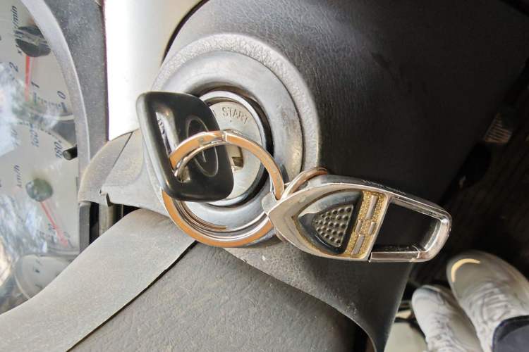 Used King Long Golden Way 2014 2.2L CNG Long-Wheelbase Entrepreneurial Version XG491