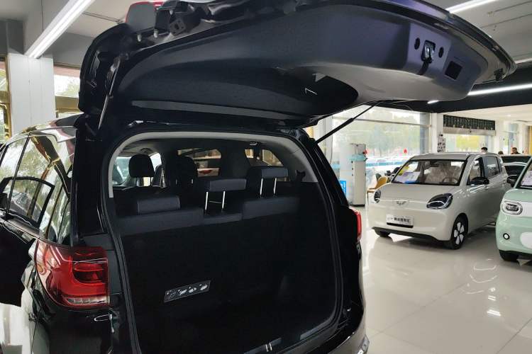 Used GAC Trumpchi M8 2021 Lingxiu Series 390T Deluxe Edition