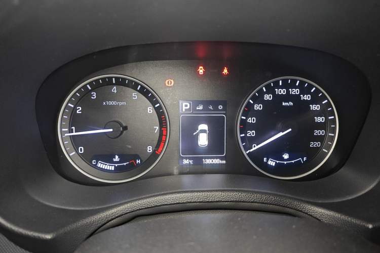 Used Hyundai ix25 2015 2.0L Automatic 4x4 Deluxe DLX