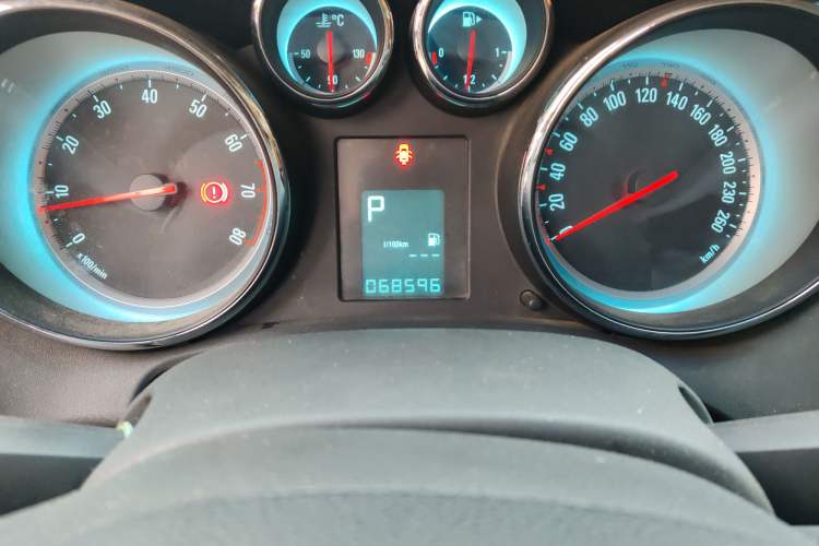 Used Buick GT 2014 XT 1.6L Automatic Fashion Edition
