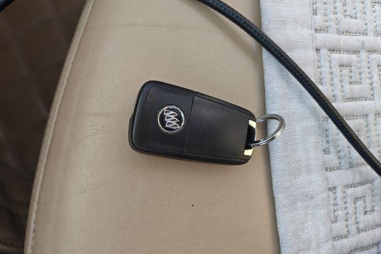 Used Buick LaCrosse 2012 2.4L SIDI Luxury Edition