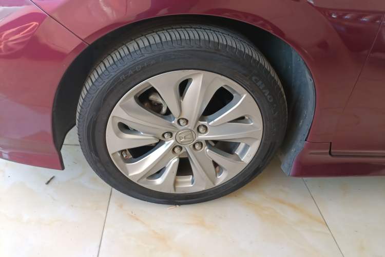 Used Honda Jade 2017 1.8L automatic Comfort version 5 seats
