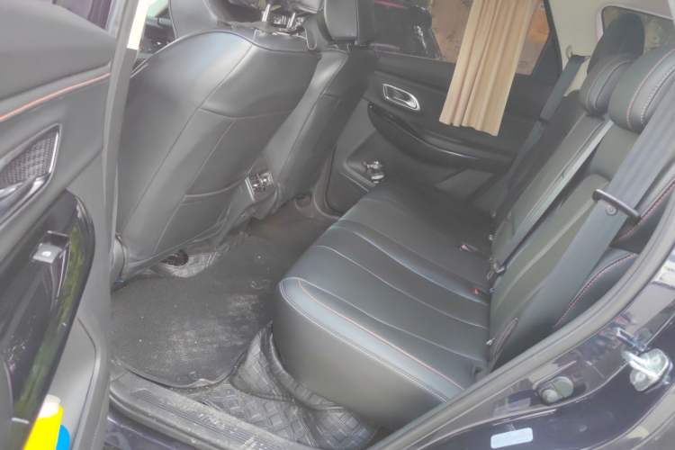 Used CHANGAN OSHAN X7 PLUS 2022 1.5T Blue Whale Edition Automatic Prestige Version Left Rear Seat