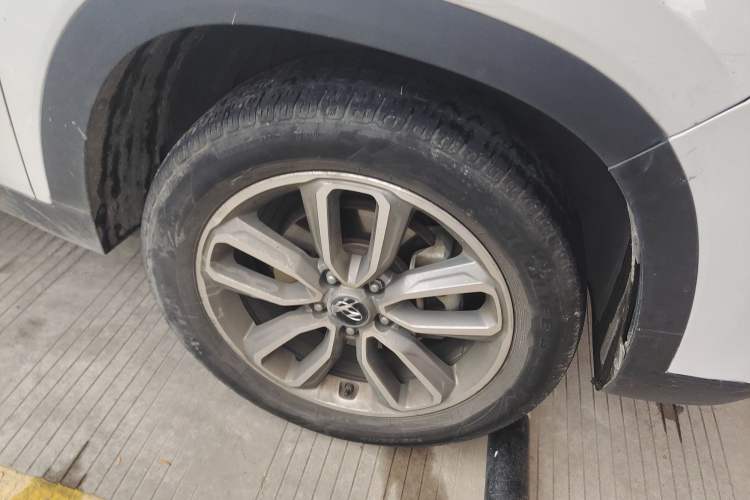 Used Hyundai ix35 2018 2.0L Automatic 2WD Zhiyong·Changxiang Edition Right Front Wheel Hub