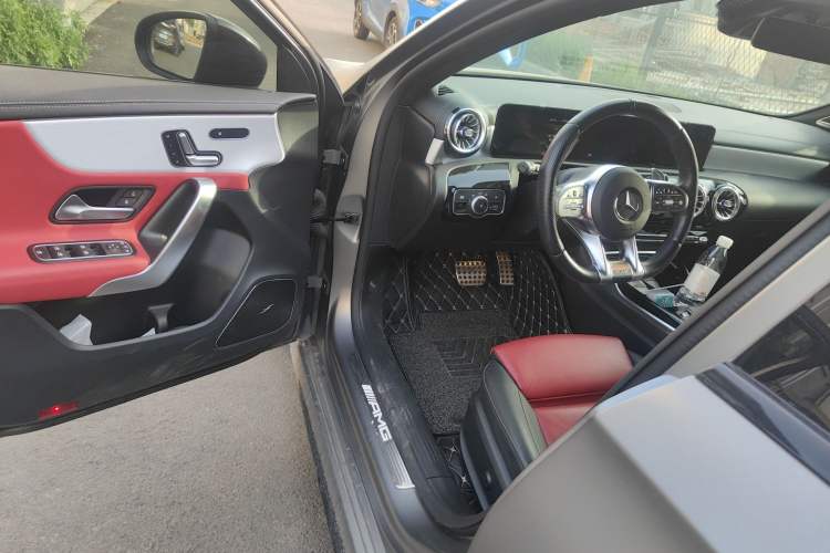 Used Mercedes-Benz A AMG 2020 Facelift AMG A 35 4MATIC First Edition Special Version
