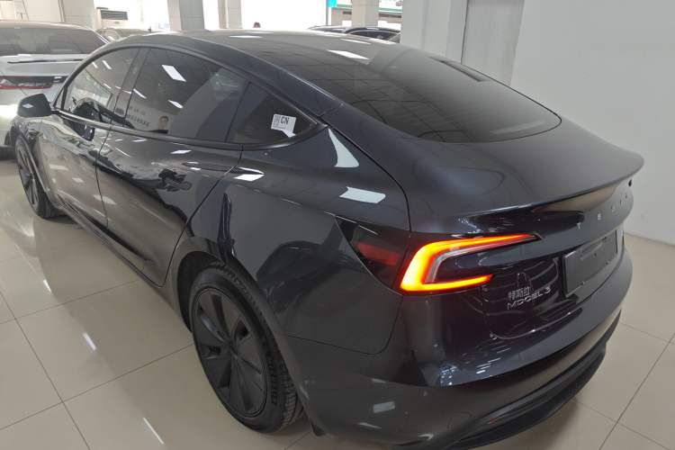 Used Tesla Model 3 2023 Rear-Wheel-Drive Version Rear Left 45 Deg