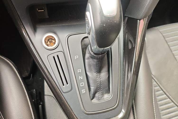 Used Ford Focus 2015 Sedan 1.6L Automatic Trend Model