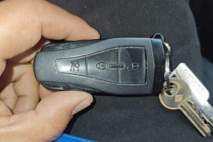 Used Roewe 550 2012 550 1.8L Manual Qiyue Edition