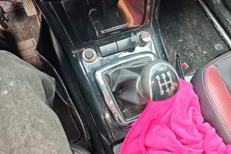 Used HYOSOW S3 2014 1.5L Comfort Version China IV Emission Standard
