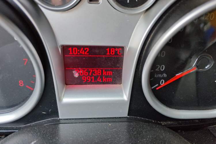 Used Ford Focus 2013 Hatchback Classic 1.8L Automatic Base Model Odometer Close Up