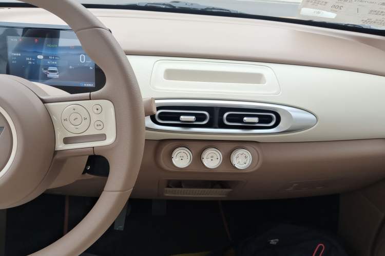 Used Wuling Hongguang MINIEV 2025 Four-Door Version Advanced Edition