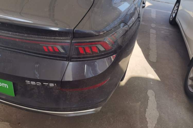 Used Volkswagen Lamando 2022 Lavida L 280TSI DSG Cool & Spicy Edition
