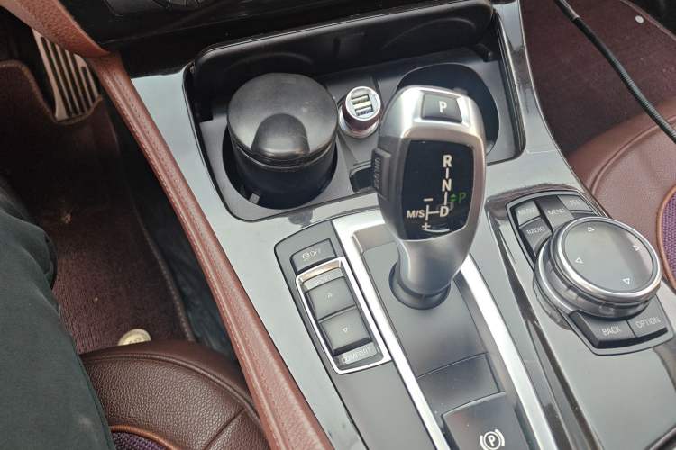 Used BMW 5 Series 2014 530Li Leading Model Gear Lever