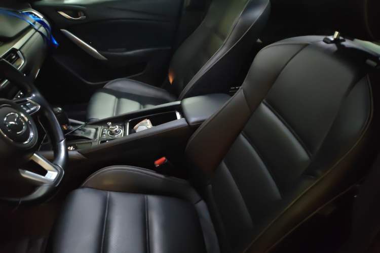 Used Mazda Atenza 2018 2.5L Blue Sky Prestige Edition China VI compliant Left Front Seat