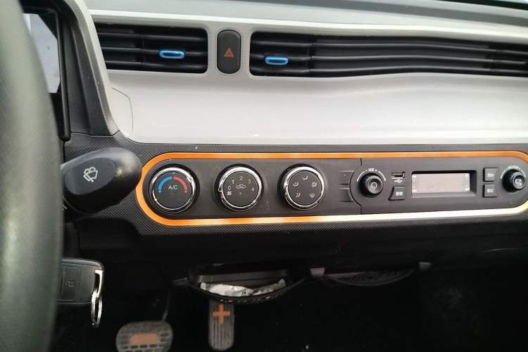 Used Wuling Hongguang MINIEV 2020 Enjoyment Model Lithium Iron Phosphate
