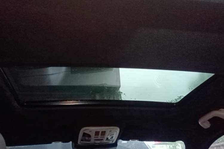 Used Wey VV6 2021 2.0T Two-Wheel Drive Smart Protection+
