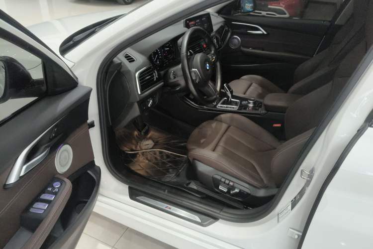 Used BMW 1 Series 2023 125i M Sport Night Edition
