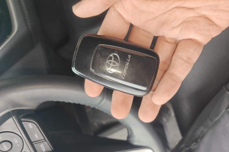 Used Toyota Corolla 2021 1.2T S-CVT Luxury Edition Vehicle Key