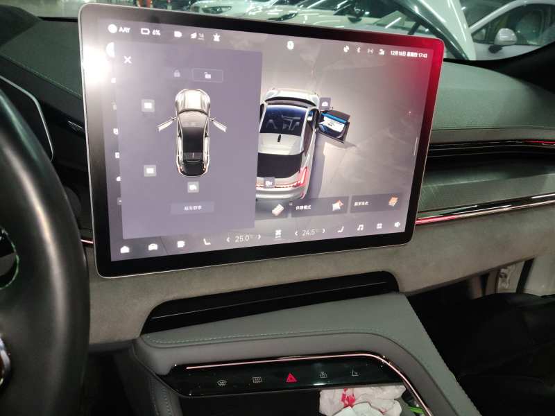 Used Zeekr 001 2023 WE Edition 86 kWh — 12