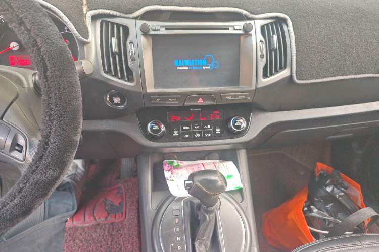 Used Kia Sportage R 2012 2.0L Automatic Two-Wheel Drive GLS
