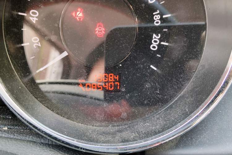 Used Peugeot 3008 2016 2.0L Automatic Classic Edition