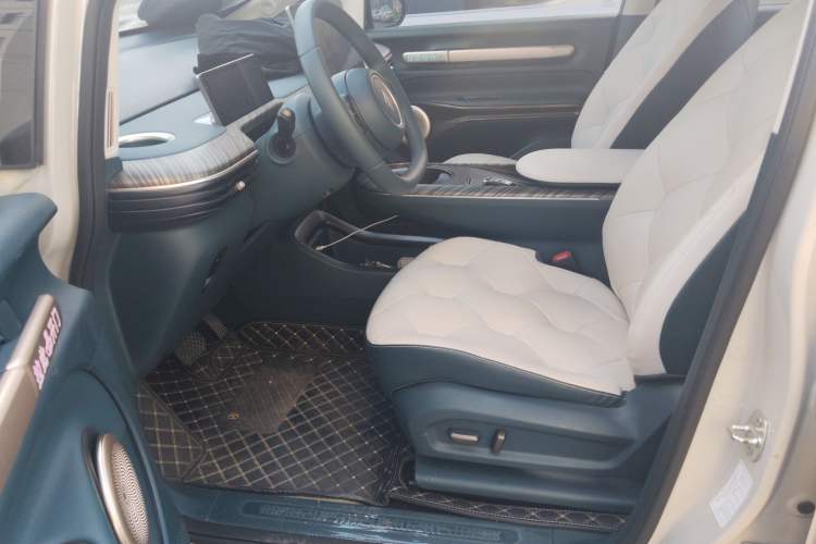 Used Baojun Cloud 2023 460 Max Lingxi Version