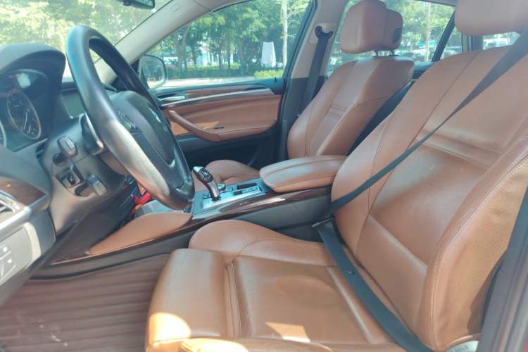 Used BMW X6 2012 xDrive35i
