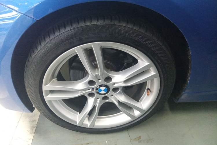 Used BMW 3 Series 2018 320Li Leading Model M Sport Package
