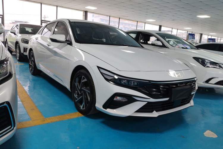 Used Hyundai Elantra 2023 1.5L CVT GLX Elite Edition Exterior 1