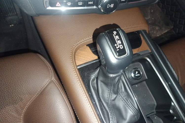 Used Volvo S90 2019 T5 Zhiyuan Edition
