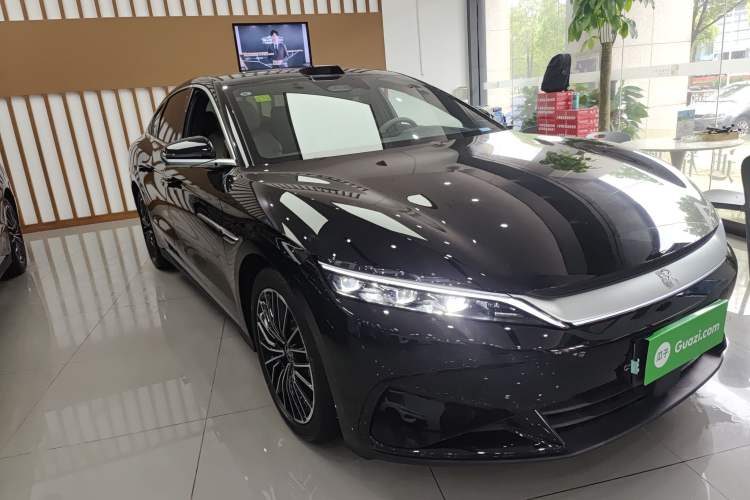 Used BYD Han 2025 DM-i Intelligent Driving Edition 125KM LiDAR Flagship Model Front Right 45 Deg