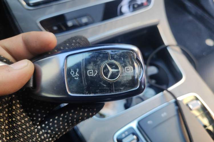 Used Mercedes-Benz E-Class 2021 Restyled E 300 L Sporty and Stylish Edition
