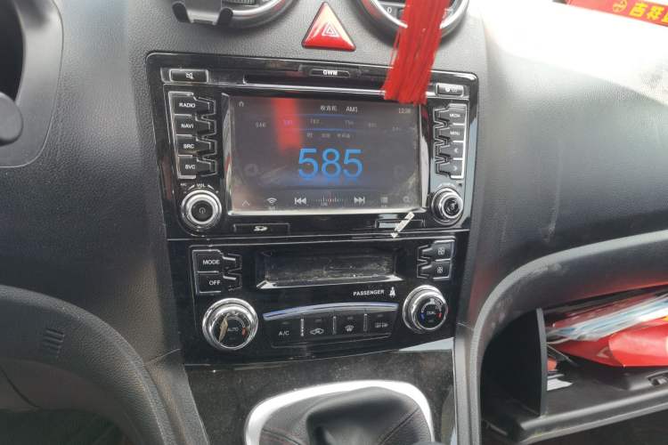 Used Haval H6 2015 Upgraded Model 1.5T Manual Two-Wheel Drive Elite Version