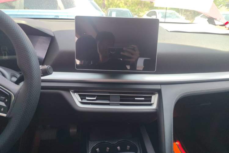 Used BYD Song Pro 2019 1.5T Automatic Luxury Model Audio And AC Panel