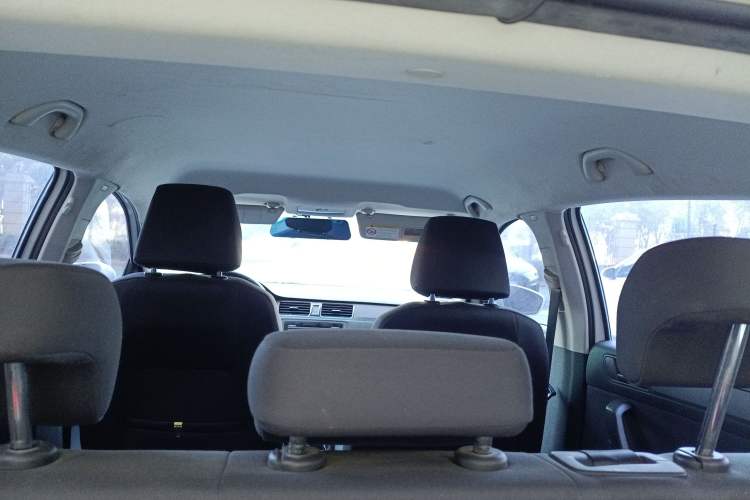 Used Skoda Rapid Spaceback 2016 Revised Version 1.6L Automatic Front-Drive Edition
