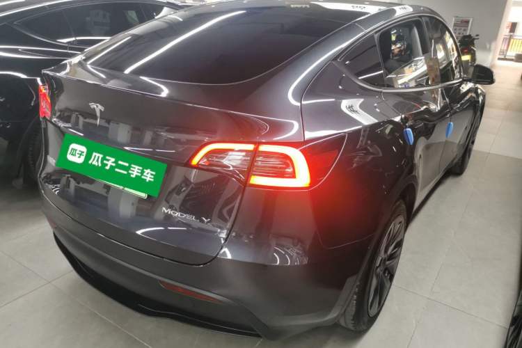 Used Tesla Model Y 2024 Rear-Wheel-Drive Version Rear Right 45 Deg