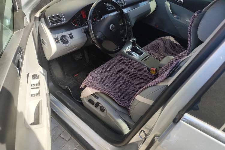 Used Volkswagen Magotan 2009 1.8 TSI DSG Comfort Edition Driver Seat