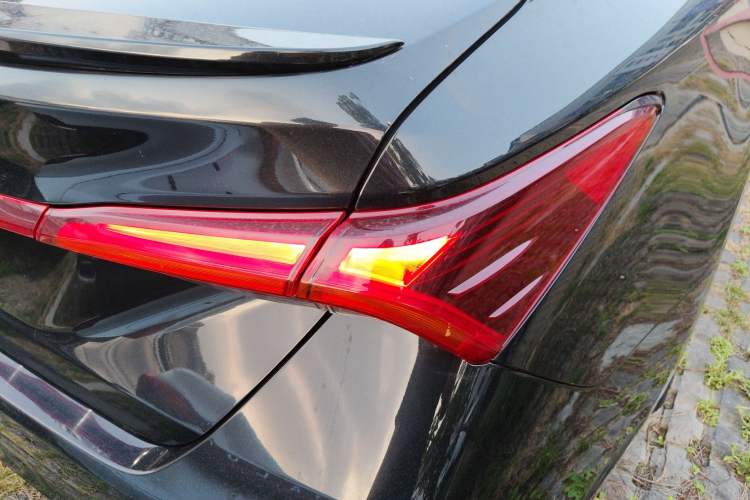 Used Toyota Avalon 2022 2.5L Luxury Edition
